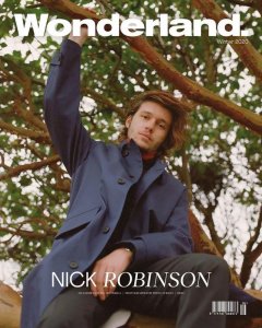 ​Nick Robinson 登时尚杂志宣传新剧，颜值回春