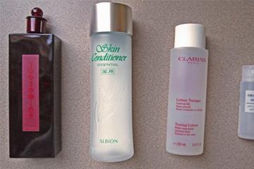 娇韵诗和资生堂哪个好?娇韵诗和资生堂精华哪个好 娇韵诗和资生堂哪个好?娇韵诗和资生堂精华哪个好