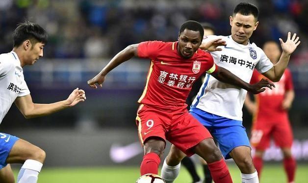 新帅将为申花带来首笔重量级引援! 英超级锋霸加盟众望所归