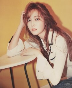 ​郑秀妍将于18日参加<快乐大本营>录制 “卡皇来袭~”