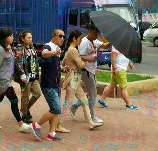 ​林心如最新大肚照曝光 网友：坐等心如和华哥公布喜讯