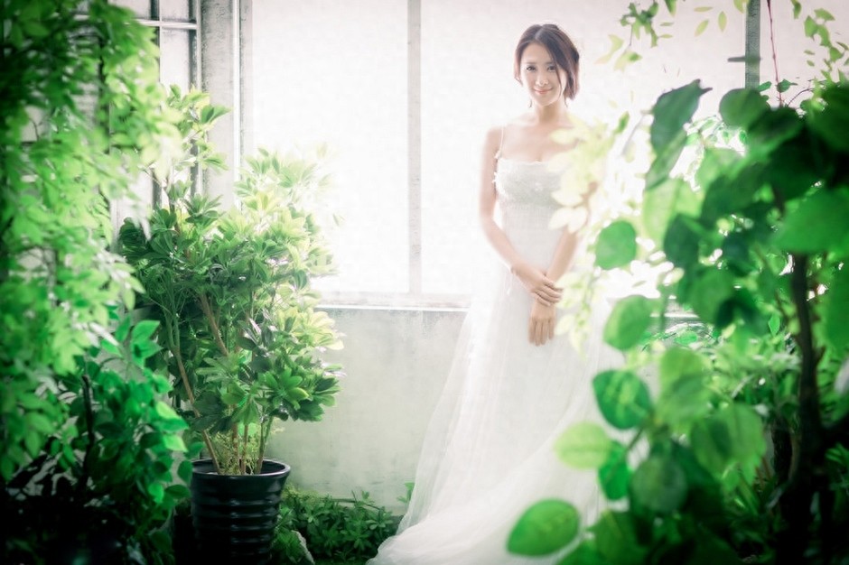 郑媛元婚纱照 简约清新时尚