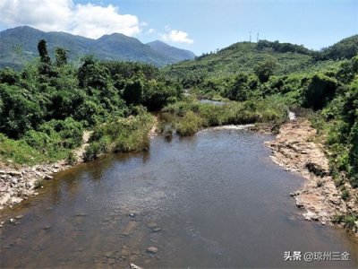 ​海南乐东的神奇河流——红水河，整条河流淌红色的河水，太特别了