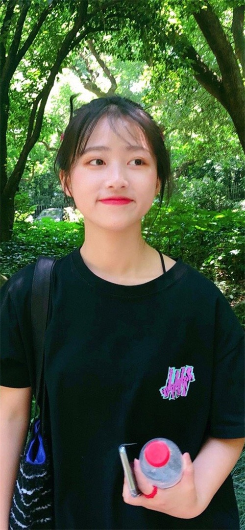 第二十一期:高清苹果壁纸,抖音女神任万万万