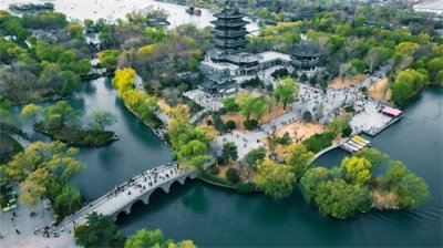 ​组图 ｜济南大明湖有多美？标准照来了！