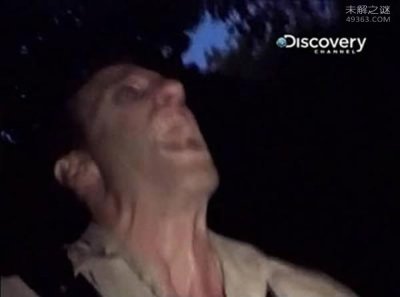 ​荒野求生主角被不明生物拖入森林，至今仍没人发现他的尸体