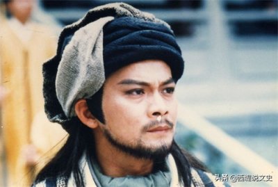 ​乔峰只有三十一岁，为何功力不比萧远山慕容博差，看看他师父是谁