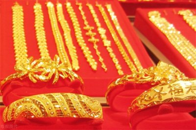 ​金店离职员工透露购买首饰：别选择实心手镯，很多人被骗了