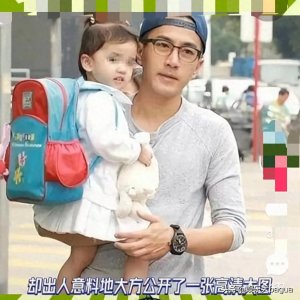 ​杨幂女儿小糯米照片被刘恺威曝光，长相实在是太……