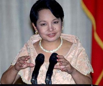 ​科拉松：亚洲首位女总统，老家在福建，一生以自己是中国后人骄傲