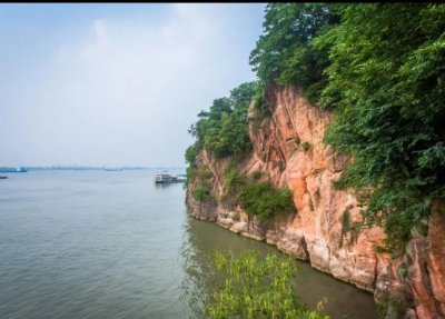 ​万里长江第一矶一一燕子矶