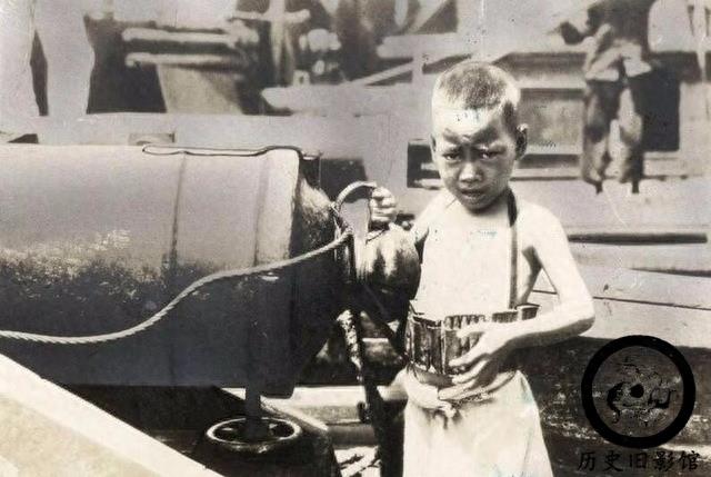 老照片带你看看百年前海盗的真实样子：图二肌肉强壮，图八被处决