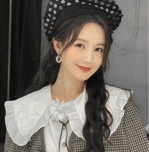 ​李一桐：出道就演女主却始终不火，连《狂飙》都带不动