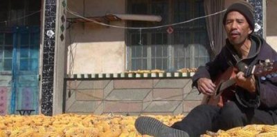 ​山东网红本亮大叔的无奈：虽吸粉800万，家却被粉丝包围