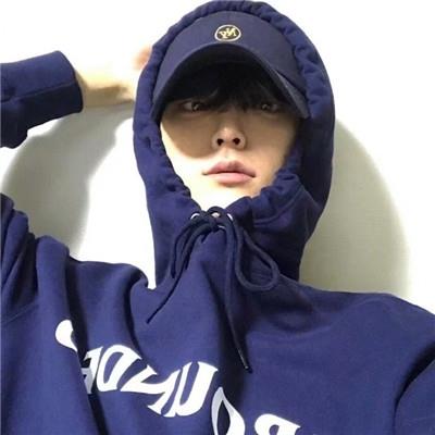 独特吸引人的男生快手头像