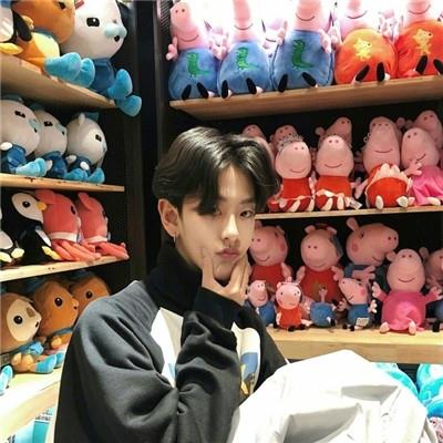 独特吸引人的男生快手头像