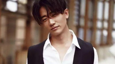 ​黄轩在头条有多少粉丝？一看便知