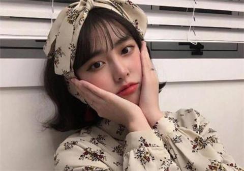 男生追女生时可以聊什么 男生追女生时聊天话题