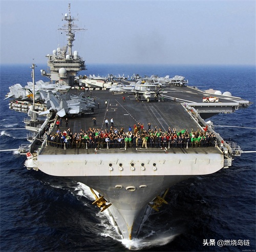 世界常规动力航母的巅峰——已经退役的美国“小鹰”级航空母舰