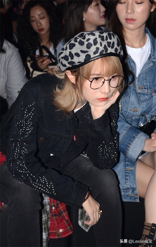 GNZ48成员刘力菲、陈珂、唐莉佳亮相上海时装周