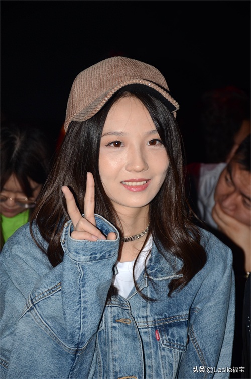 GNZ48成员刘力菲、陈珂、唐莉佳亮相上海时装周