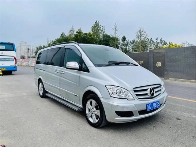 11款奔驰唯雅诺改装房车(改装房车的好底子奔驰维亚诺)(22)