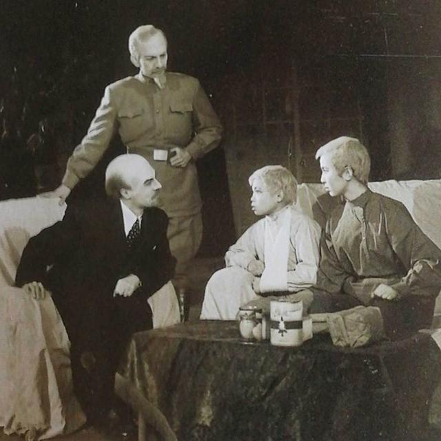 悲痛48小时内五位名人去世（7位名人一个月内相继去世）(2)