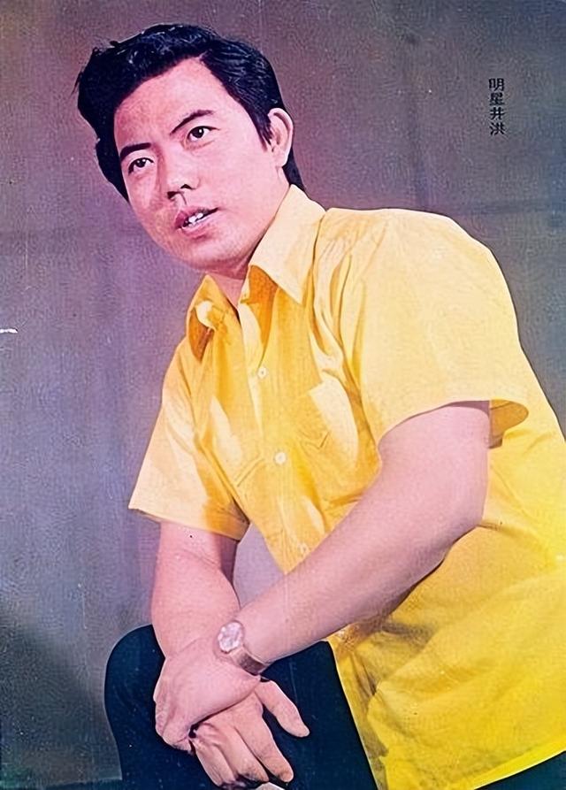 悲痛48小时内五位名人去世（7位名人一个月内相继去世）(32)