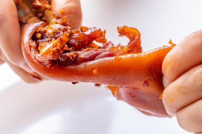 ​“黄金食代”的川菜味道——廖记棒棒鸡