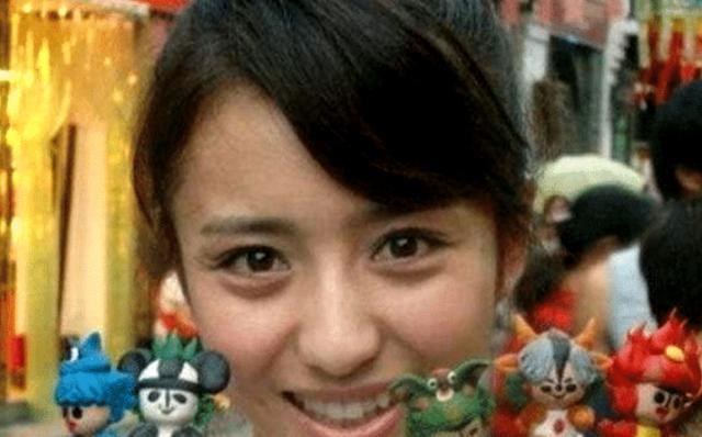 女星的脸也有“缺陷”? 唐嫣不敢露额头，佟丽娅这是怎么了？