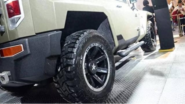 售价1800万：王公子有钱也抢不到的乔治巴顿，完胜装甲车