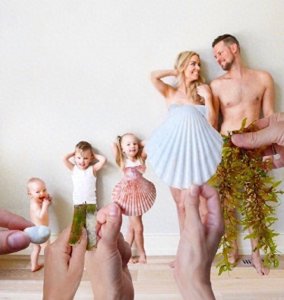 ​一组超有创意的家庭亲子照，满满的爱