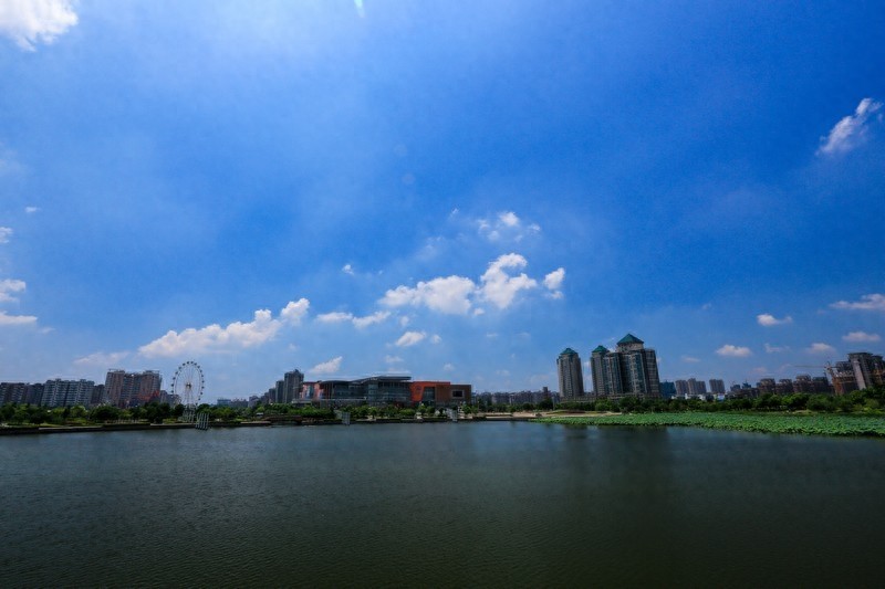 扬州京华城，京彩欢乐世界，中国第一座全生活产业城