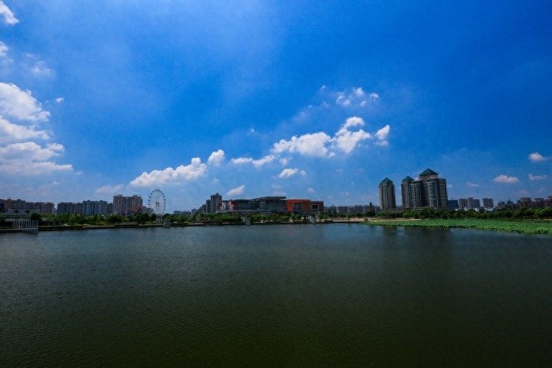 扬州京华城，京彩欢乐世界，中国第一座全生活产业城