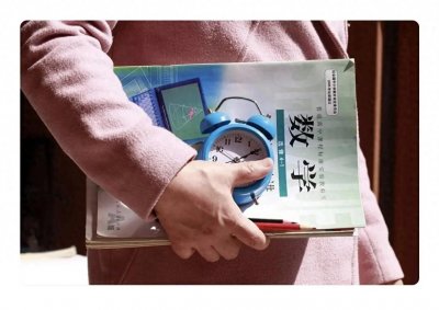 ​为什么越来越多的年轻人，不愿意去当小学老师了？