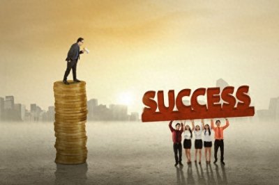 ​在中国哪些企业家是白手起家的？