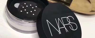 ​不化妆能用散粉控油吗