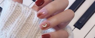 ​美甲怎么快速卸掉