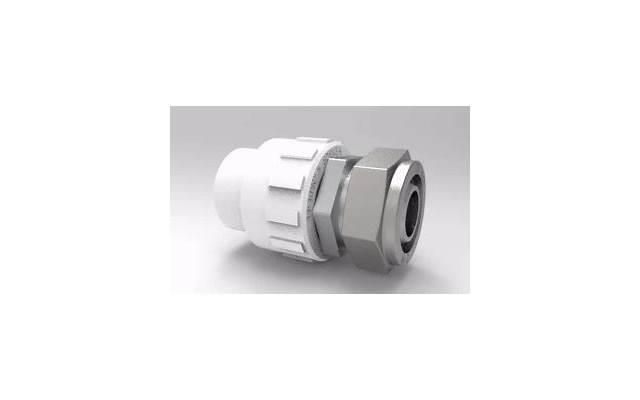 女生拒接肢体接触