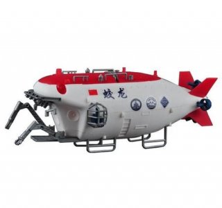 ​潜水艇太深会炸掉吗