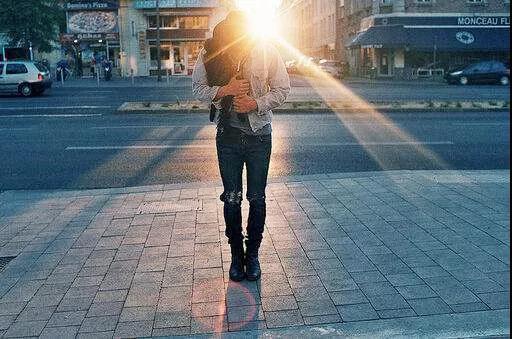 怎么和很久没联系的女生聊天第一句话