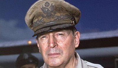 ​1962年，82岁的麦克阿瑟听闻印度对中国开战，一番评论十分犀利