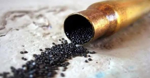 历史火药是谁发明出来的（火药的起源与创造者）  2