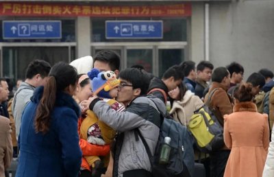 ​想哭！让中年人泪崩的十组照片，网友看完：比杀了我还难受！