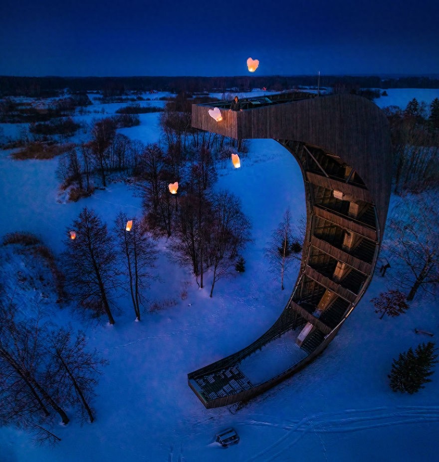 无人机摄影：从上帝视角鸟瞰地球，让你感受别样的壮美