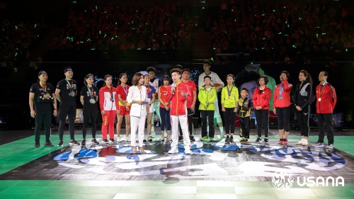 奥运冠军林跃出席“2019葆婴经销商大会”