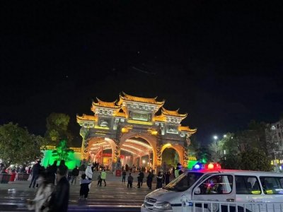 ​大场面！观汕尾玄武山人山人海之盛况！