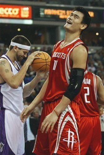 姚明搞笑表情包 不是黑土姚，祝您新年快乐！