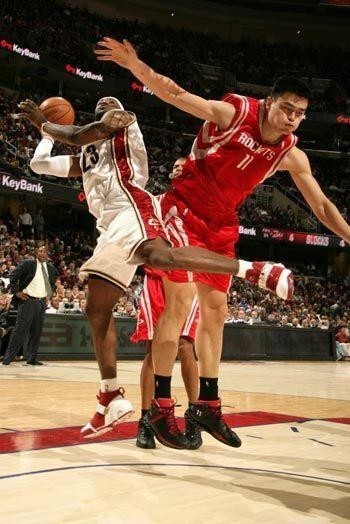 姚明搞笑表情包 不是黑土姚，祝您新年快乐！