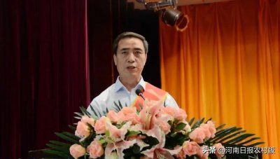 ​程铁景：扎根伊川教育36年的名校长